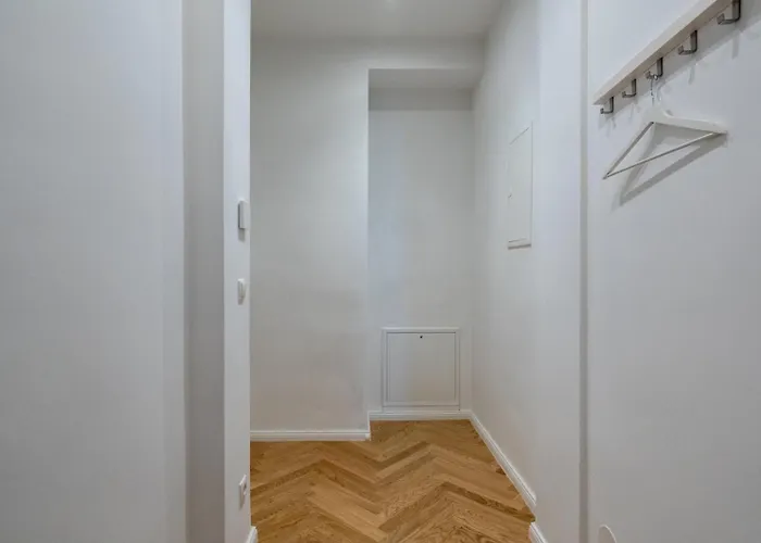 Modern With Balcony Βιέννη