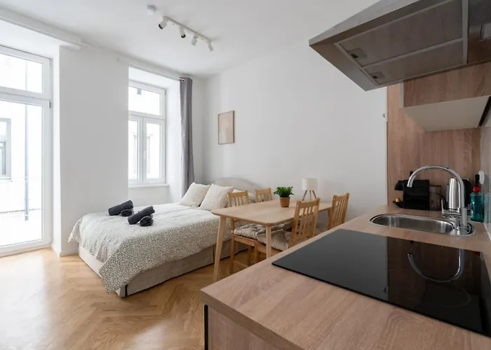 Modern With Balcony Βιέννη